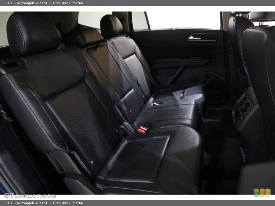 Titan Black Interior Rear Seat for the 2018 Volkswagen Atlas SE #145395708