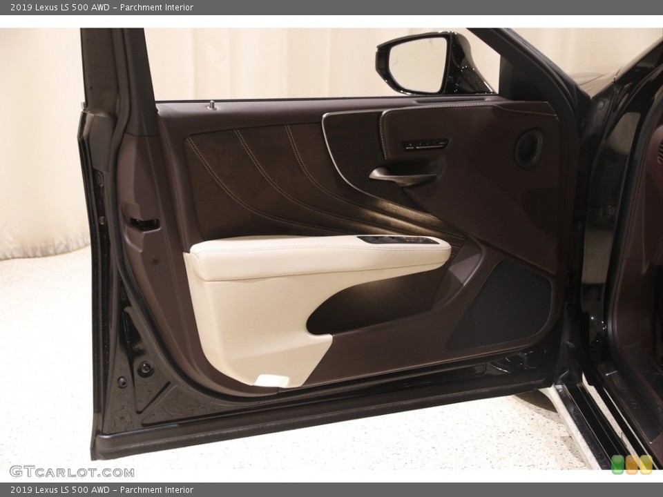 Parchment Interior Door Panel for the 2019 Lexus LS 500 AWD #145403937