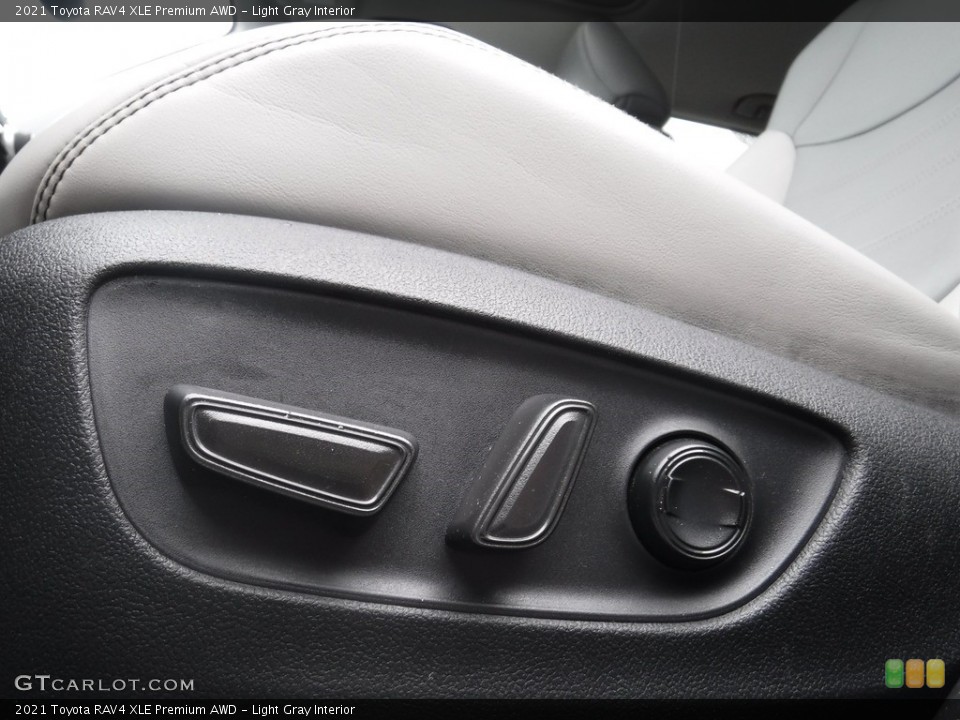 Light Gray Interior Controls for the 2021 Toyota RAV4 XLE Premium AWD #145414484