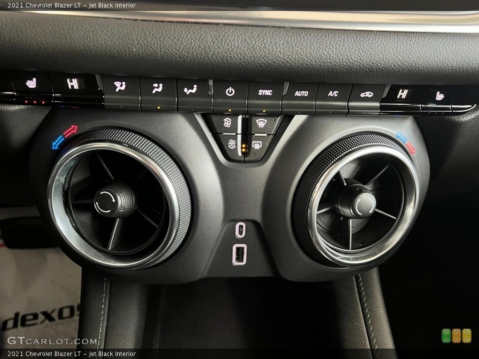 Jet Black Interior Controls for the 2021 Chevrolet Blazer LT #145418958