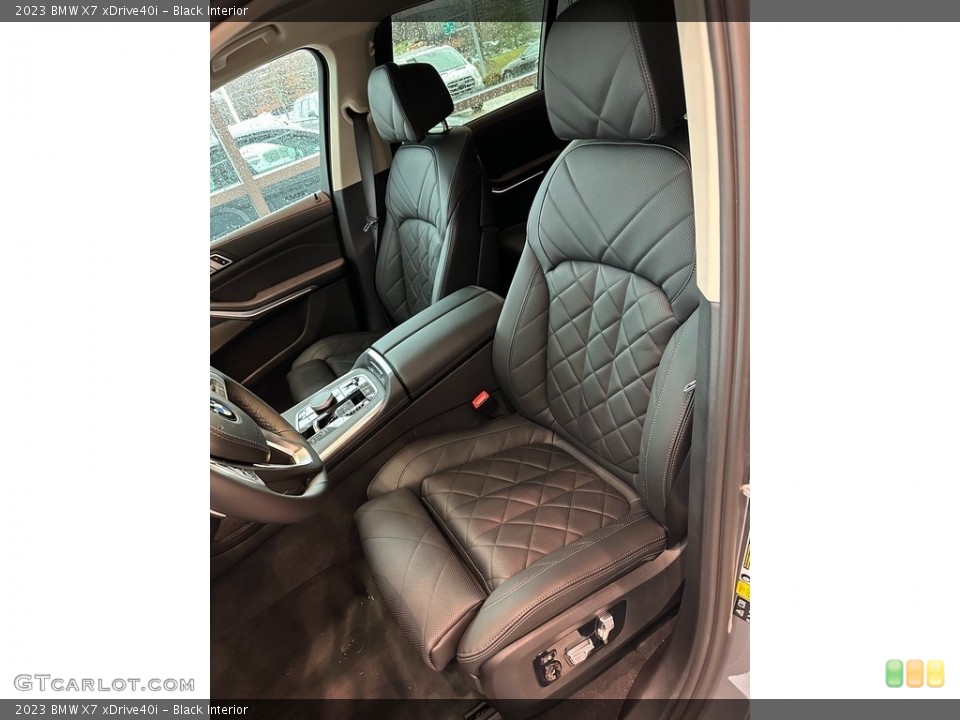 Black Interior Photo for the 2023 BMW X7 xDrive40i #145419714