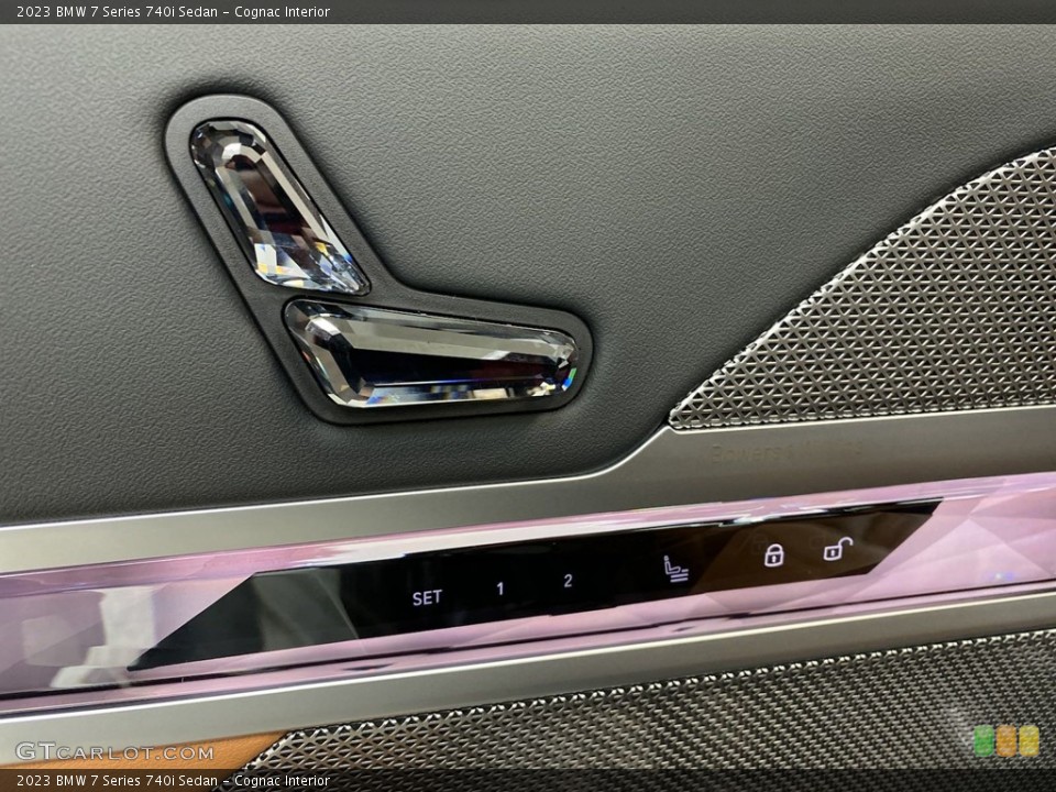 Cognac Interior Controls for the 2023 BMW 7 Series 740i Sedan #145425074