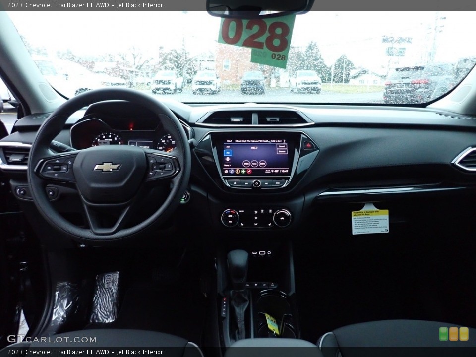 Jet Black Interior Dashboard for the 2023 Chevrolet TrailBlazer LT AWD #145471140