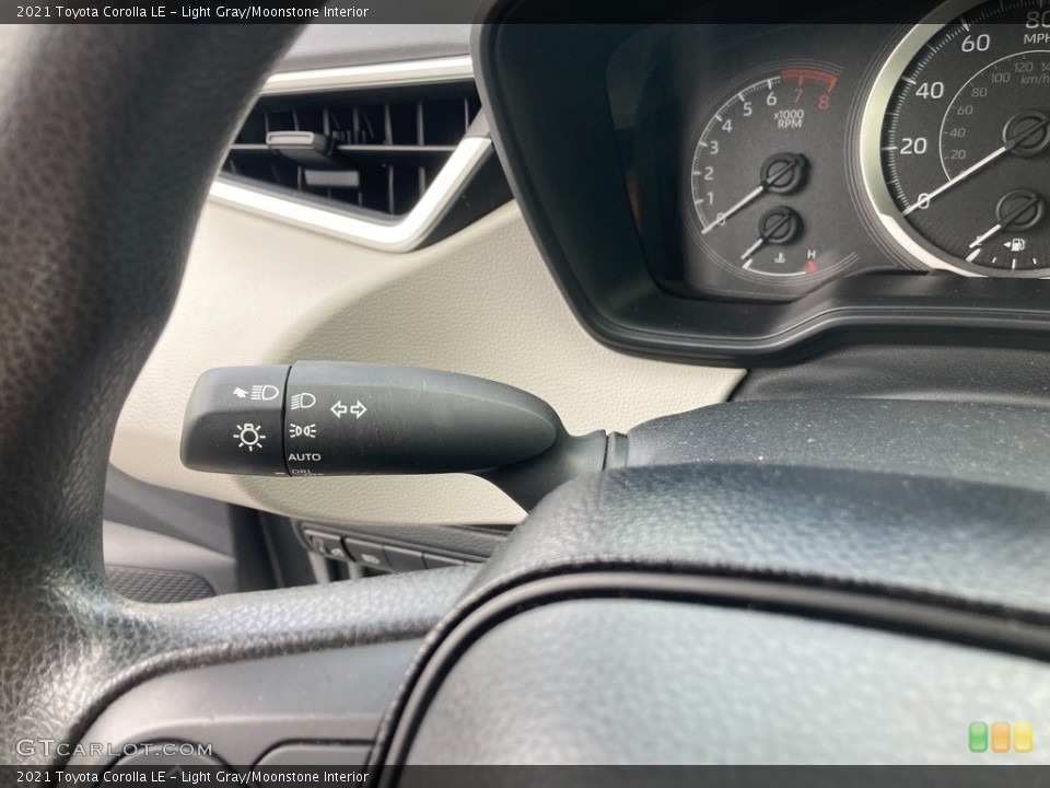 Light Gray/Moonstone Interior Controls for the 2021 Toyota Corolla LE #145479369