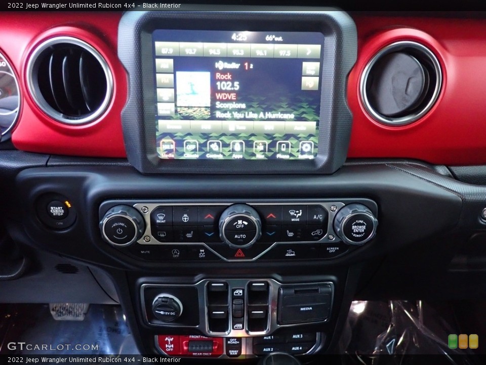 Black Interior Controls for the 2022 Jeep Wrangler Unlimited Rubicon 4x4 #145492590