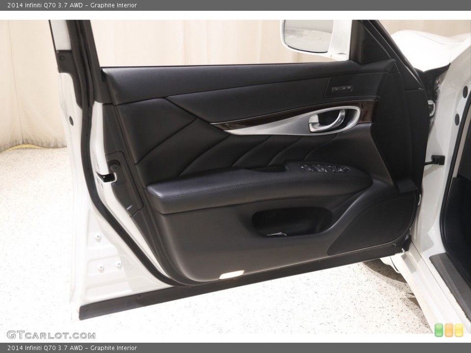 Graphite Interior Door Panel for the 2014 Infiniti Q70 3.7 AWD #145507539