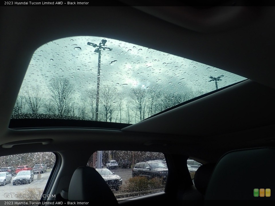 Black Interior Sunroof for the 2023 Hyundai Tucson Limited AWD #145508058