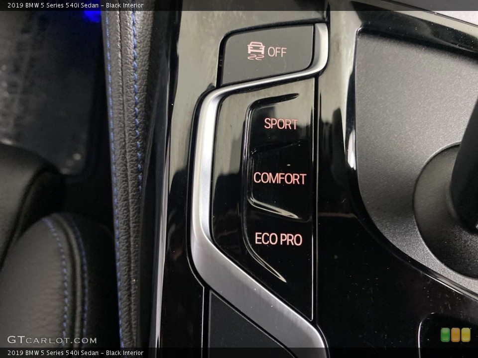 Black Interior Controls for the 2019 BMW 5 Series 540i Sedan #145508099