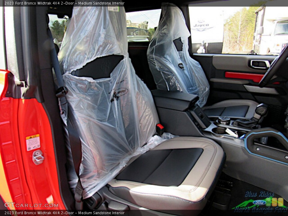 Medium Sandstone Interior Front Seat for the 2023 Ford Bronco Wildtrak 4X4 2-Door #145517941