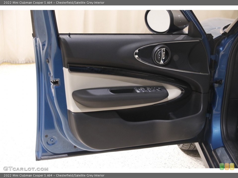 Chesterfield/Satellite Grey Interior Door Panel for the 2022 Mini Clubman Cooper S All4 #145533003