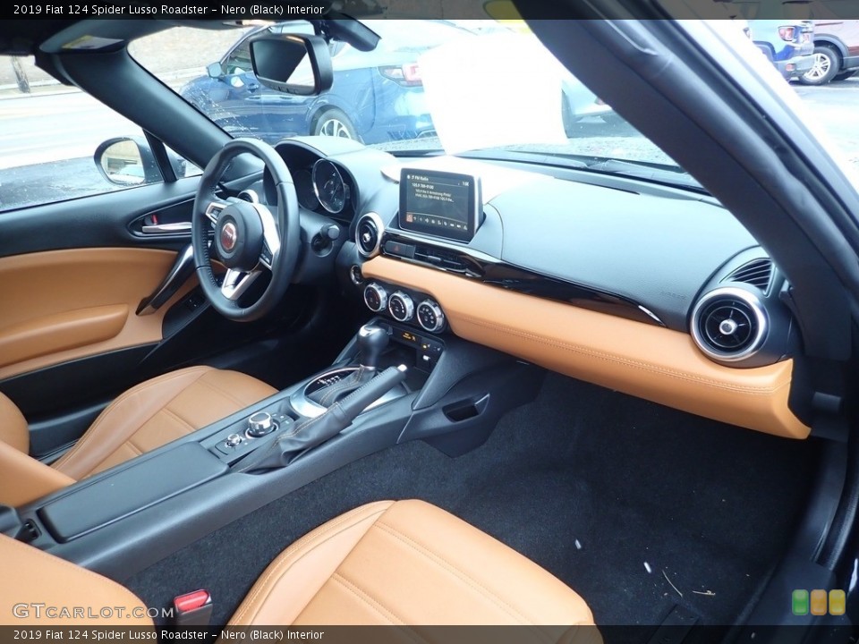 Nero (Black) Interior Photo for the 2019 Fiat 124 Spider Lusso Roadster #145538821