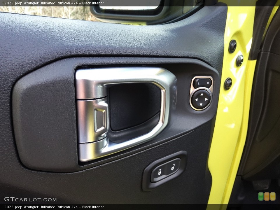Black Interior Controls for the 2023 Jeep Wrangler Unlimited Rubicon 4x4 #145538992