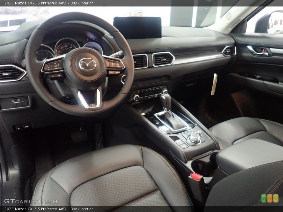Black Interior Photo for the 2023 Mazda CX-5 S Preferred AWD #145541387