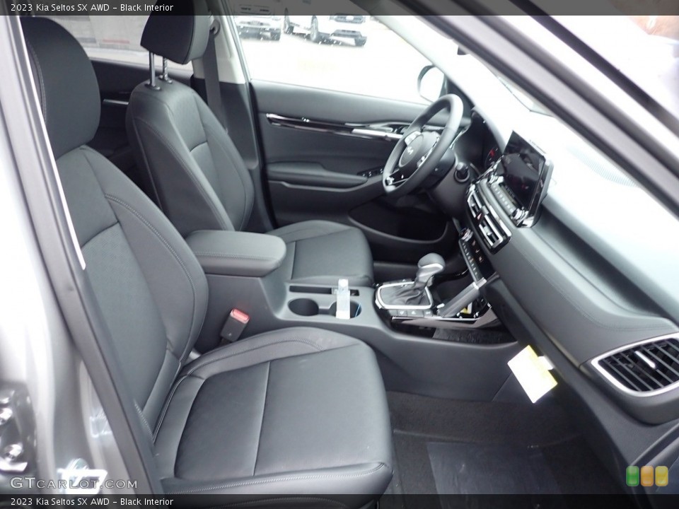 Black Interior Front Seat for the 2023 Kia Seltos SX AWD #145541785