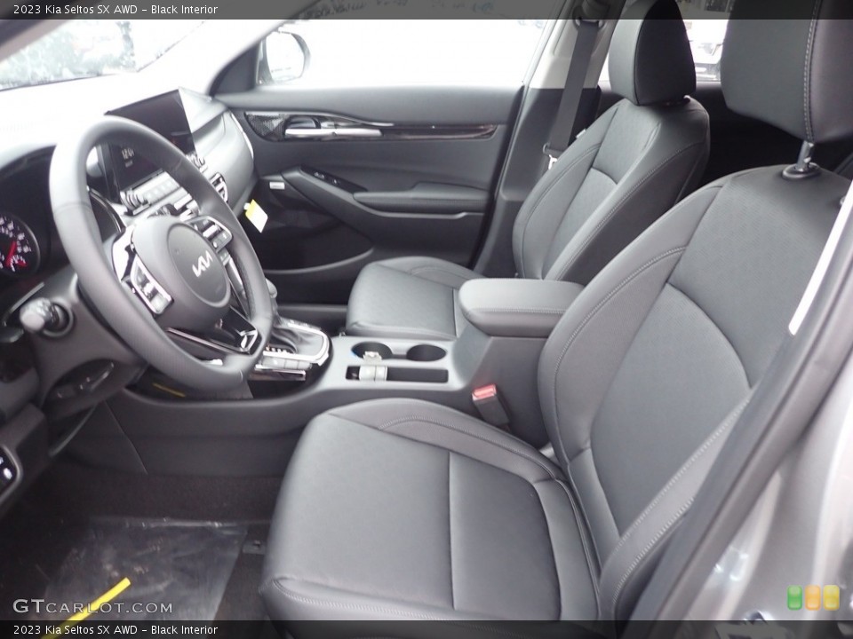 Black Interior Front Seat for the 2023 Kia Seltos SX AWD #145541860