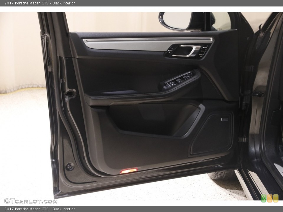 Black Interior Door Panel for the 2017 Porsche Macan GTS #145545076