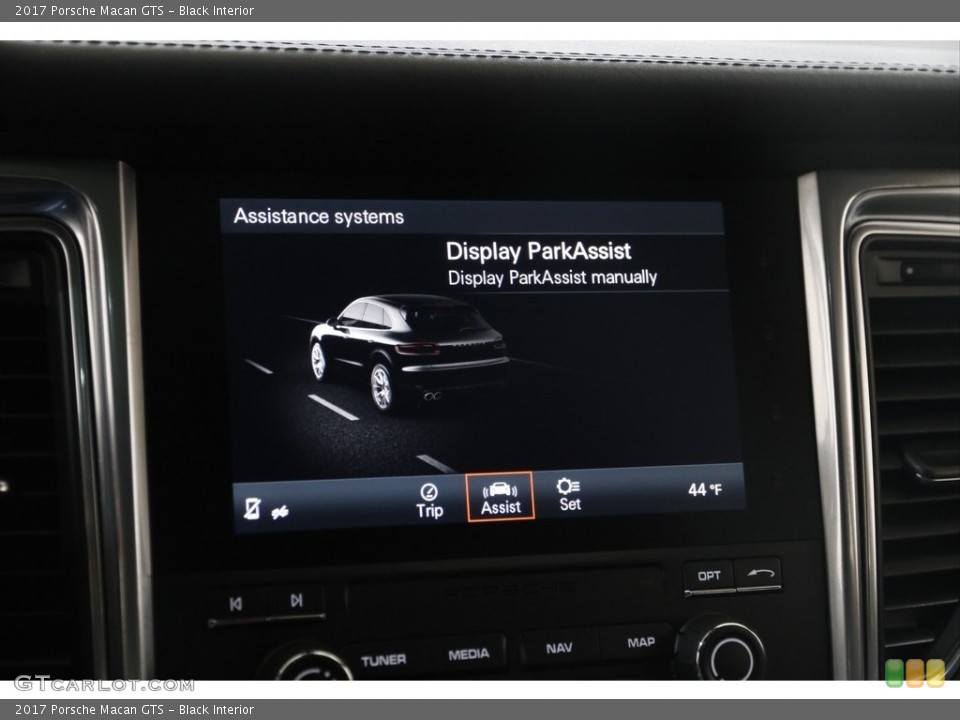 Black Interior Controls for the 2017 Porsche Macan GTS #145545100