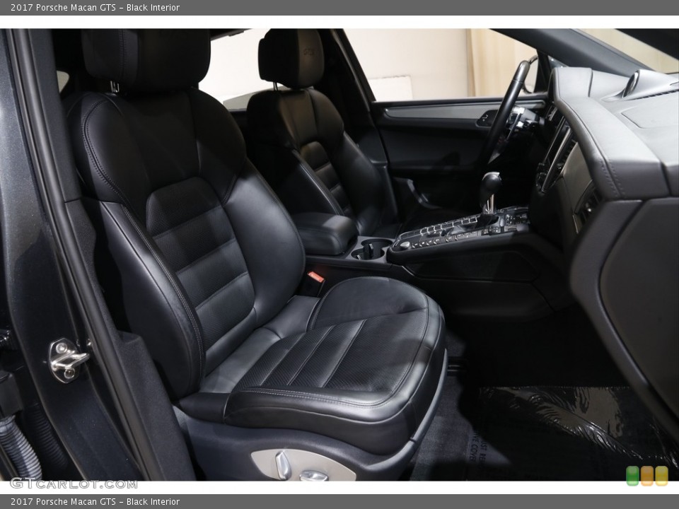 Black Interior Front Seat for the 2017 Porsche Macan GTS #145545121