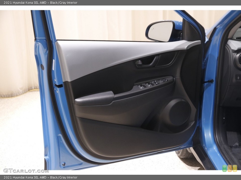 Black/Gray Interior Door Panel for the 2021 Hyundai Kona SEL AWD #145545229
