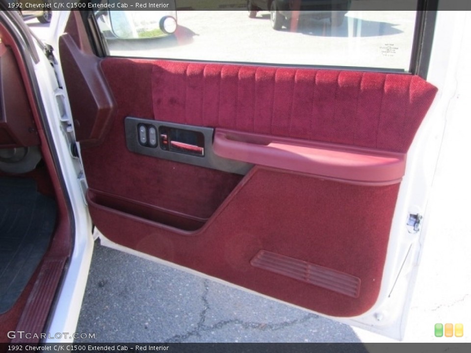 Red Interior Door Panel for the 1992 Chevrolet C/K C1500 Extended Cab #145547830