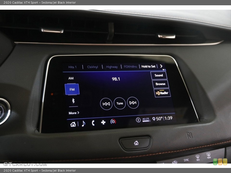 Sedona/Jet Black Interior Controls for the 2020 Cadillac XT4 Sport #145565624