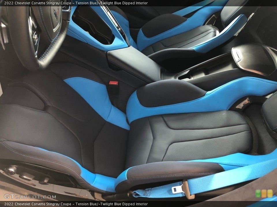 Tension Blue/­Twilight Blue Dipped 2022 Chevrolet Corvette Interiors