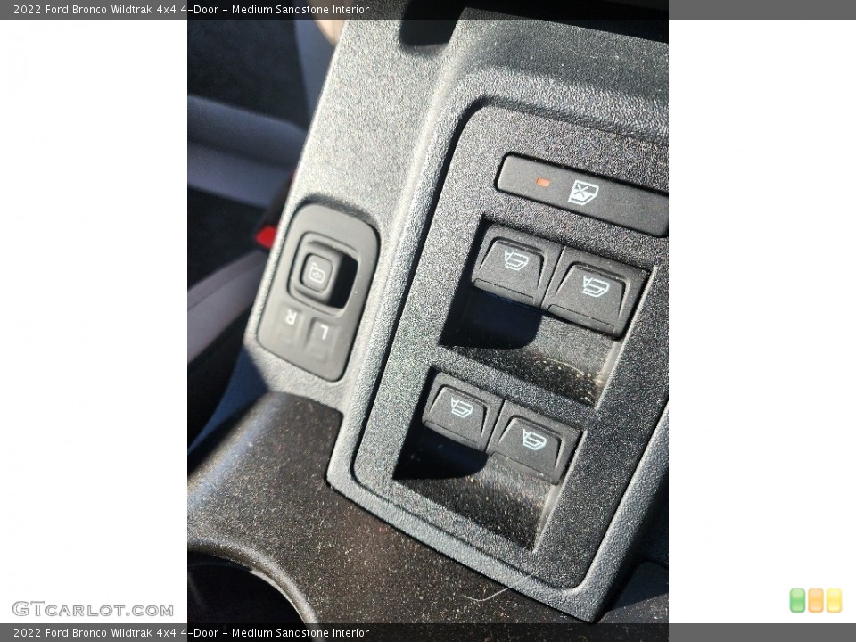 Medium Sandstone Interior Controls for the 2022 Ford Bronco Wildtrak 4x4 4-Door #145584491