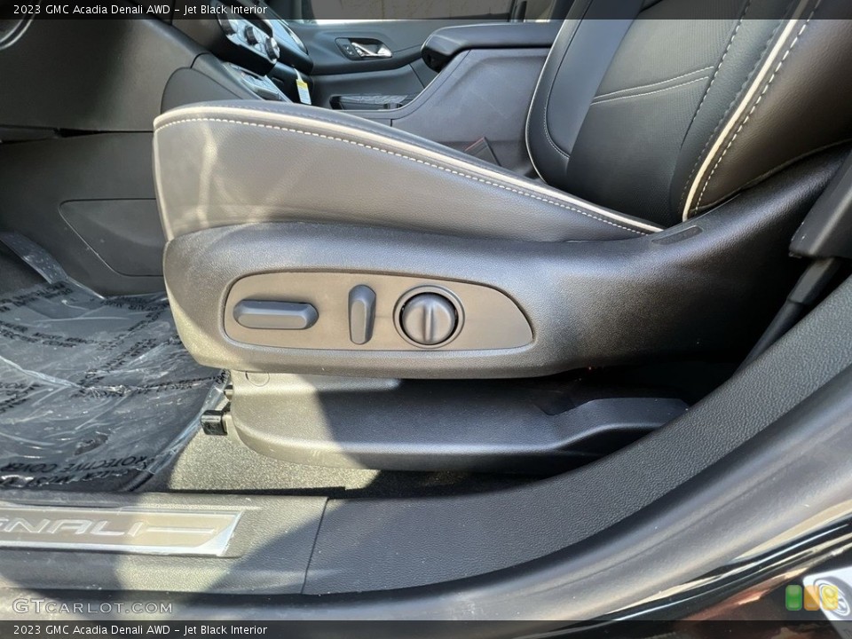 Jet Black Interior Front Seat for the 2023 GMC Acadia Denali AWD #145588148