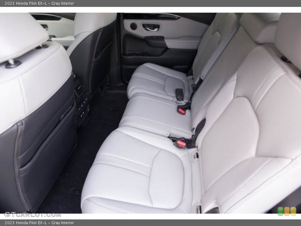 Gray Interior Rear Seat for the 2023 Honda Pilot EX-L #145589144