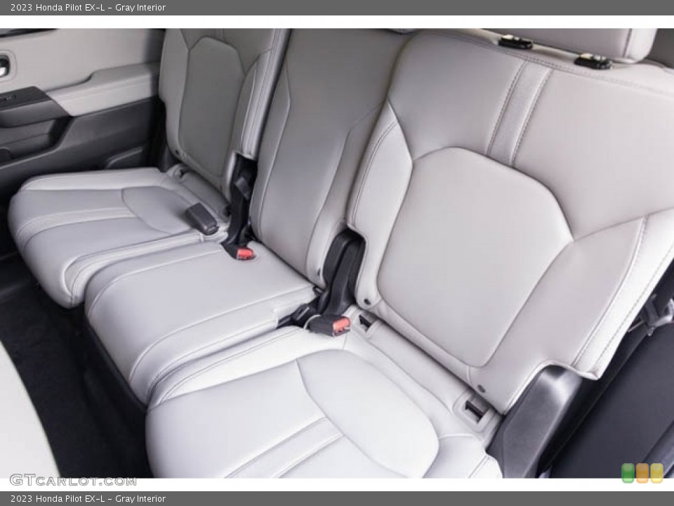 Gray Interior Rear Seat for the 2023 Honda Pilot EX-L #145589315