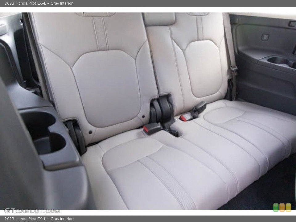 Gray Interior Rear Seat for the 2023 Honda Pilot EX-L #145589327