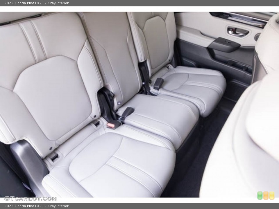 Gray Interior Rear Seat for the 2023 Honda Pilot EX-L #145589357