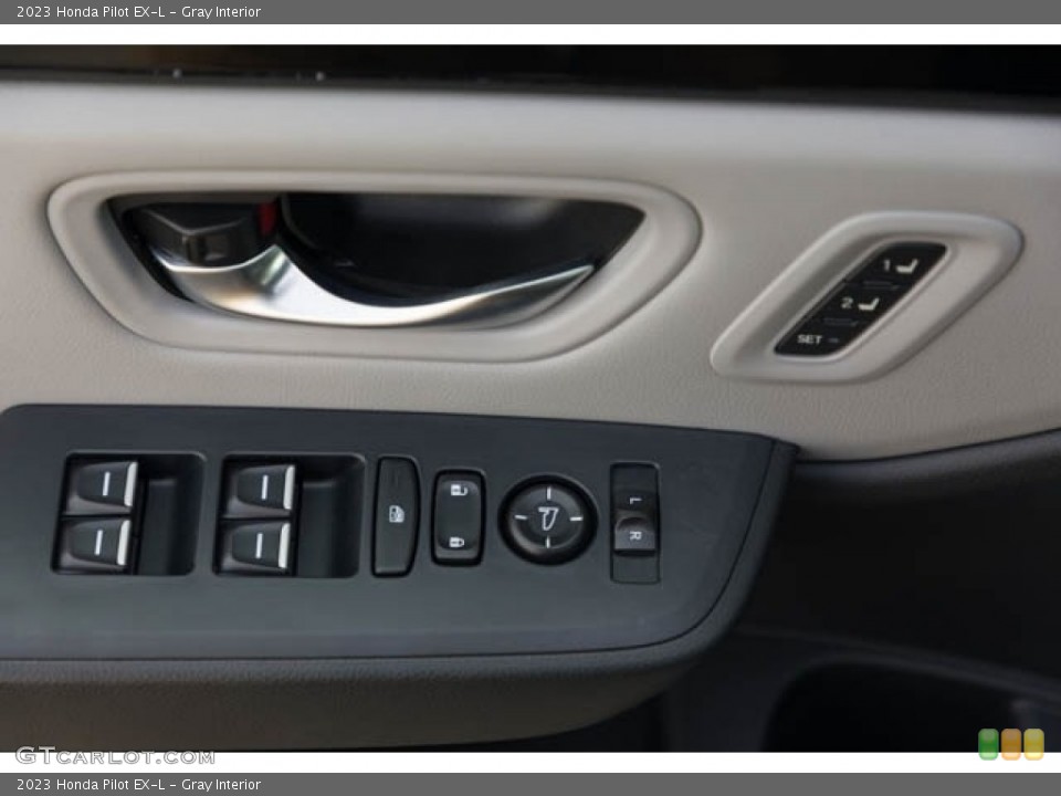 Gray Interior Door Panel for the 2023 Honda Pilot EX-L #145589450