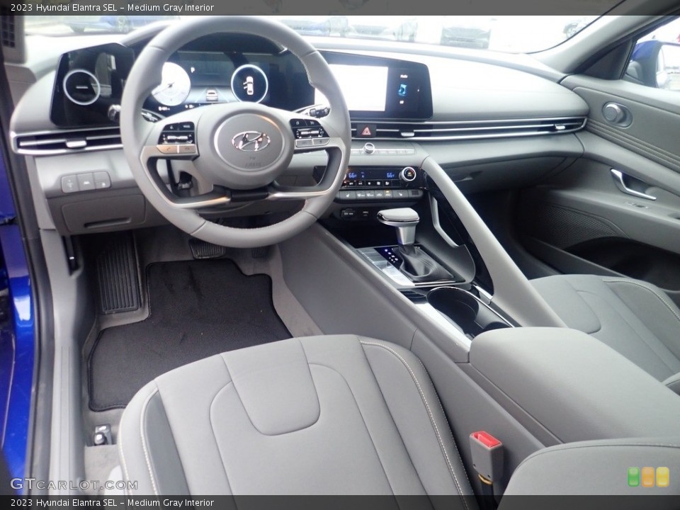 Medium Gray Interior Photo for the 2023 Hyundai Elantra SEL #145594914