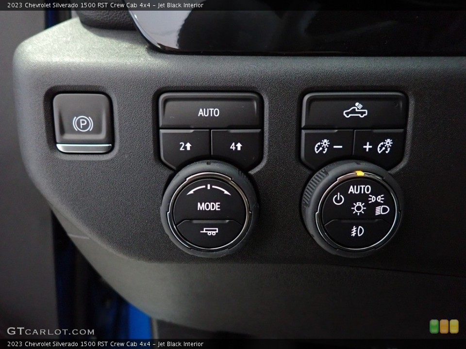 Jet Black Interior Controls for the 2023 Chevrolet Silverado 1500 RST Crew Cab 4x4 #145599020
