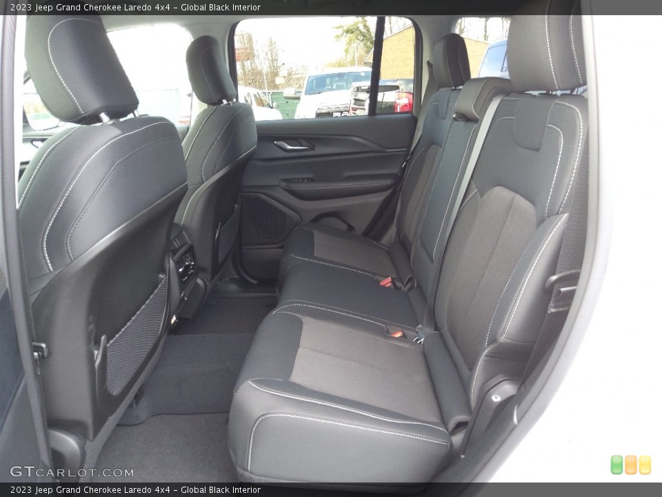 Global Black Interior Rear Seat for the 2023 Jeep Grand Cherokee Laredo 4x4 #145600683