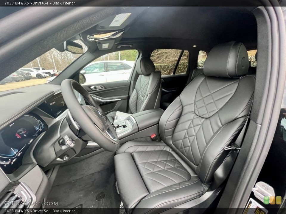 Black Interior Photo for the 2023 BMW X5 xDrive45e #145614165