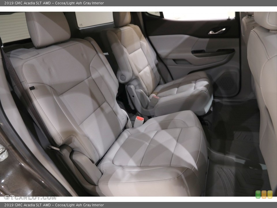 Cocoa/Light Ash Gray Interior Rear Seat for the 2019 GMC Acadia SLT AWD #145620101