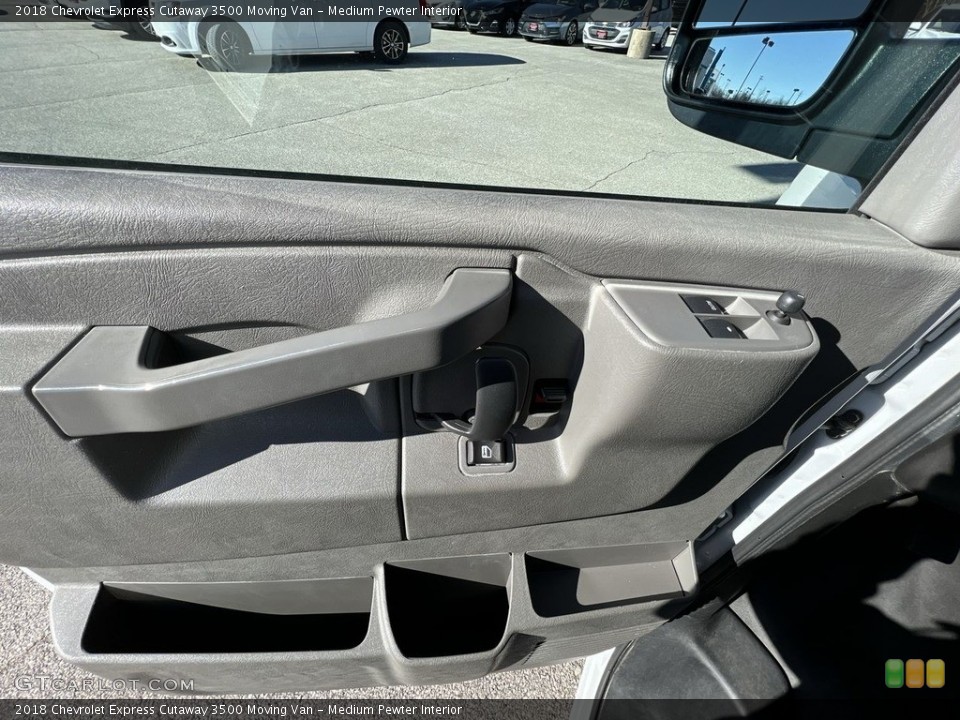 Medium Pewter Interior Door Panel for the 2018 Chevrolet Express Cutaway 3500 Moving Van #145621347