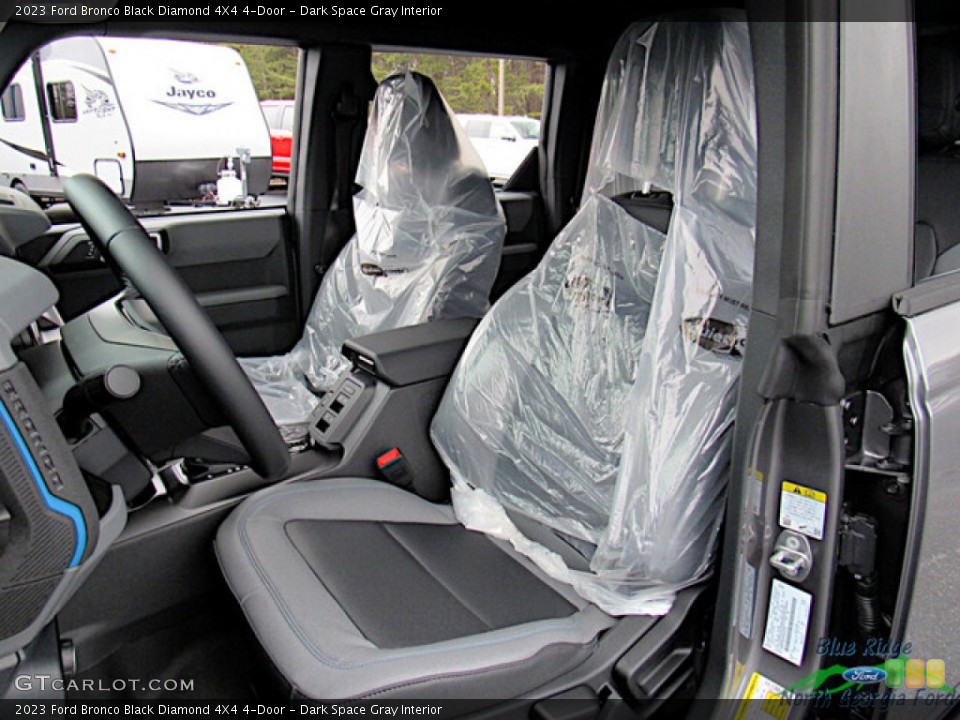 Dark Space Gray Interior Photo for the 2023 Ford Bronco Black Diamond 4X4 4-Door #145621821