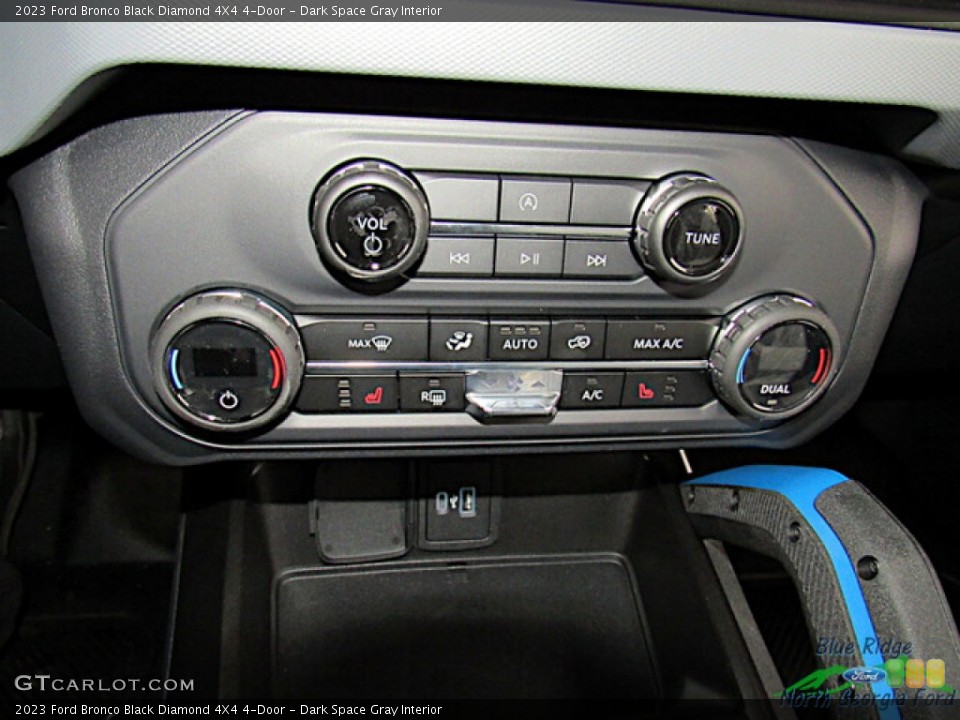 Dark Space Gray Interior Controls for the 2023 Ford Bronco Black Diamond 4X4 4-Door #145621869