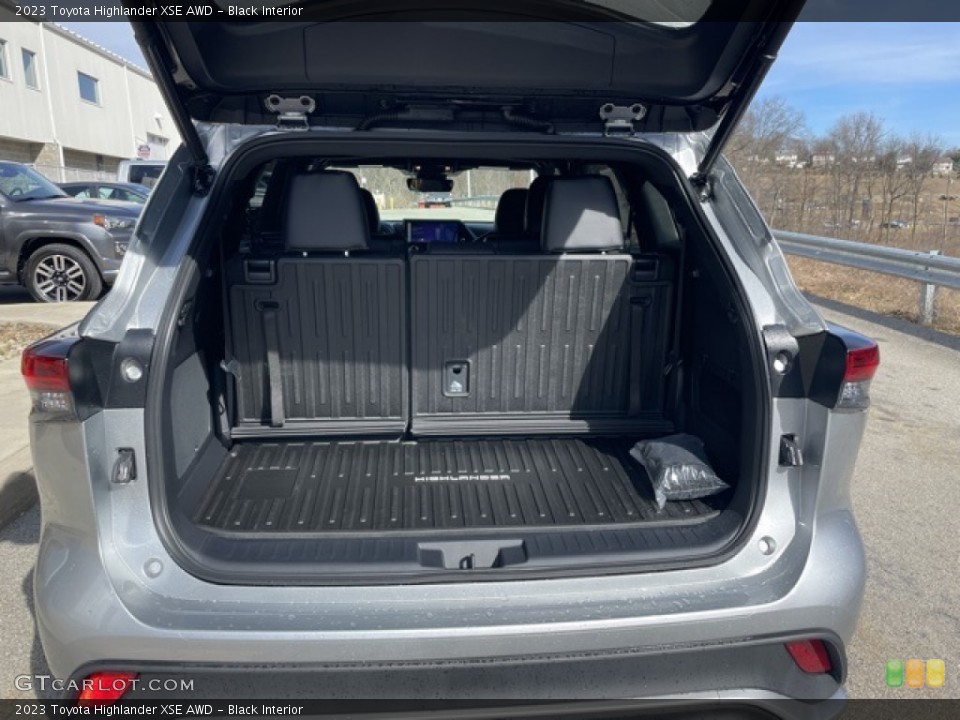Black Interior Trunk for the 2023 Toyota Highlander XSE AWD #145623305