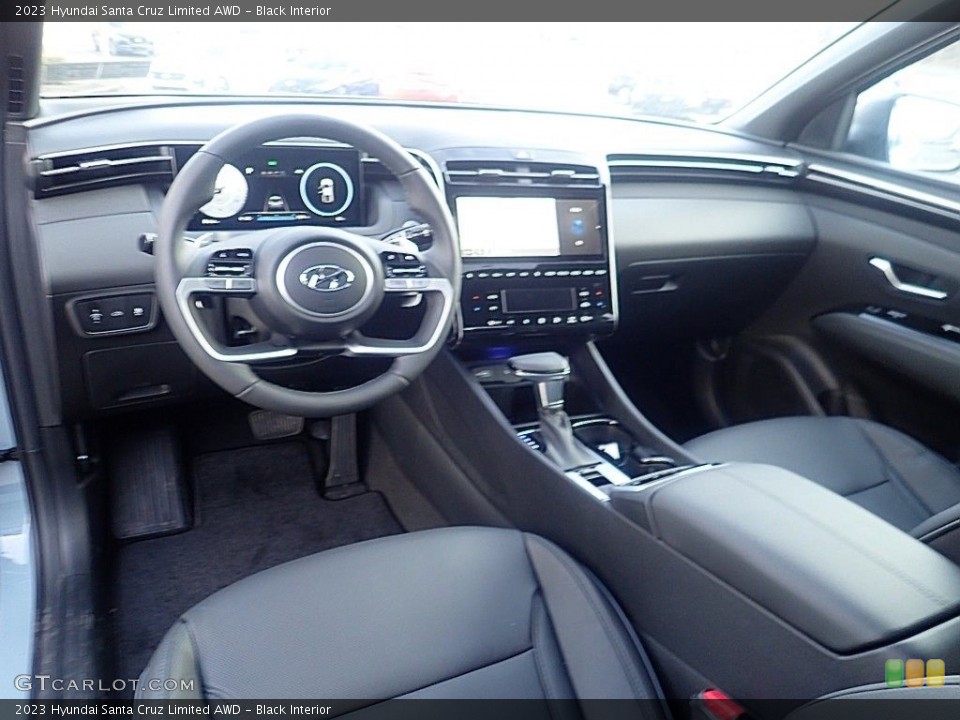 Black Interior Photo for the 2023 Hyundai Santa Cruz Limited AWD #145625282
