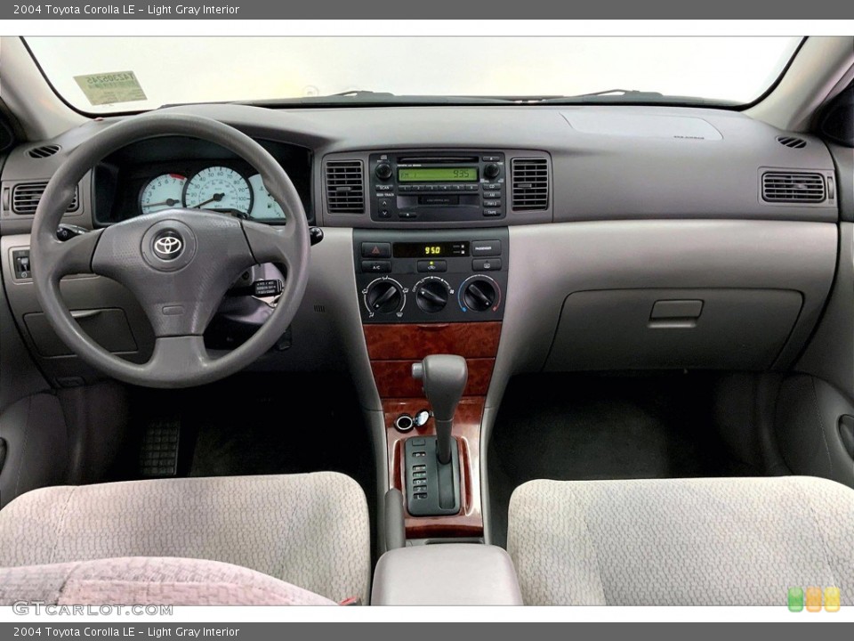 Light Gray Interior Photo for the 2004 Toyota Corolla LE #145630838