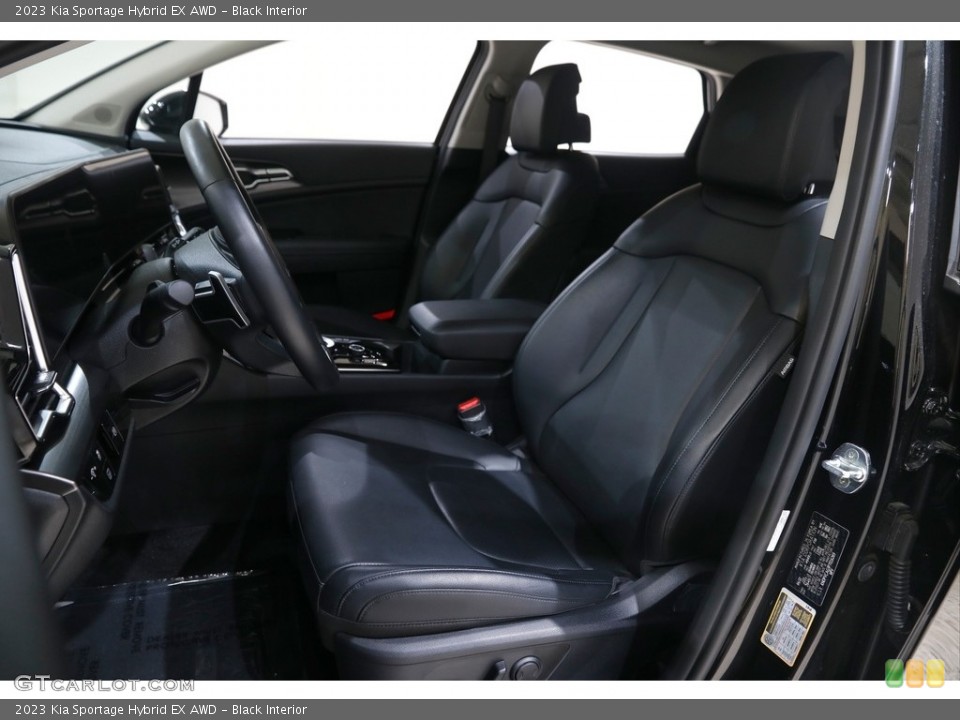 Black 2023 Kia Sportage Hybrid Interiors