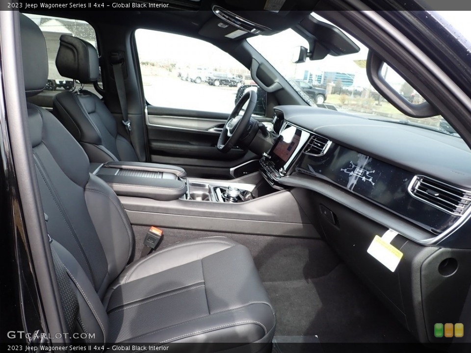Global Black Interior Front Seat for the 2023 Jeep Wagoneer Series II 4x4 #145648252