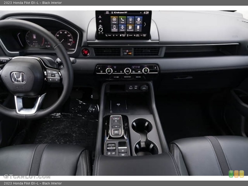 Black Interior Dashboard for the 2023 Honda Pilot EX-L #145651405