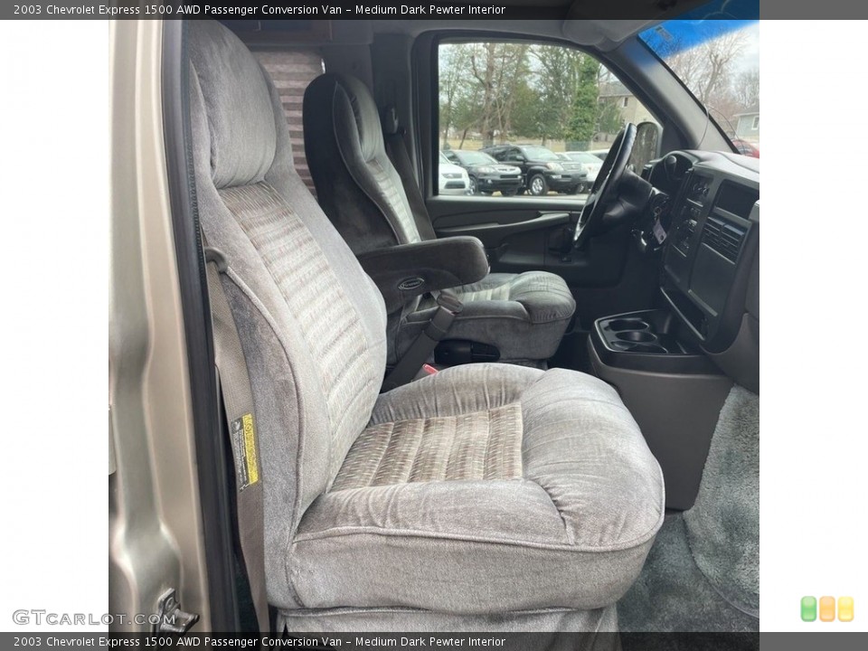 Medium Dark Pewter 2003 Chevrolet Express Interiors