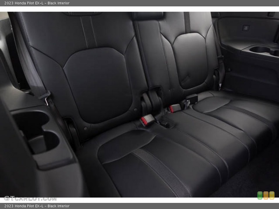 Black Interior Rear Seat for the 2023 Honda Pilot EX-L #145651528