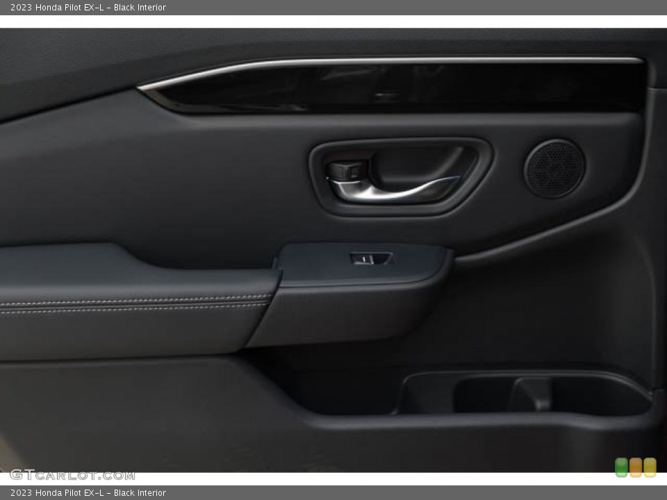 Black Interior Door Panel for the 2023 Honda Pilot EX-L #145651606